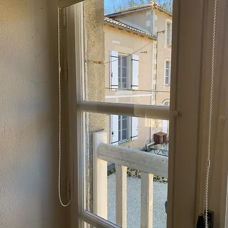 Bed & Breakfast Moulin De Saza Le Vigeant