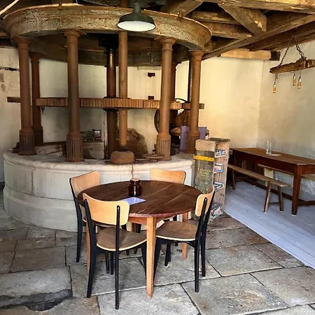 Bed & Breakfast Moulin De Saza